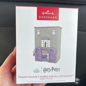 Hallmark Harry Potter 2024 Madam Malkin’s Robes for All Occasions Xmas ornament